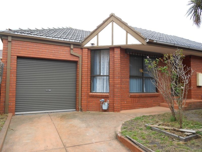 2/38 Schneider Crescent, Clarinda VIC 3169