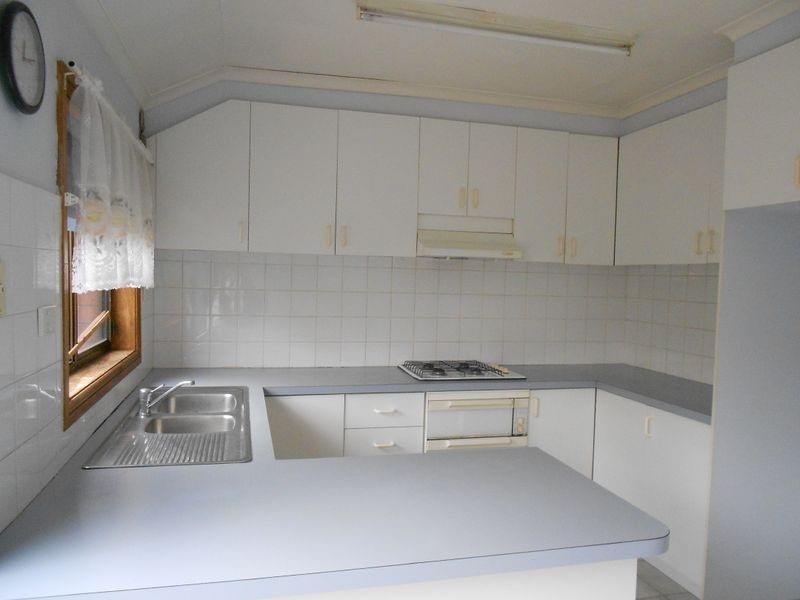 2/38 Schneider Crescent, Clarinda VIC 3169