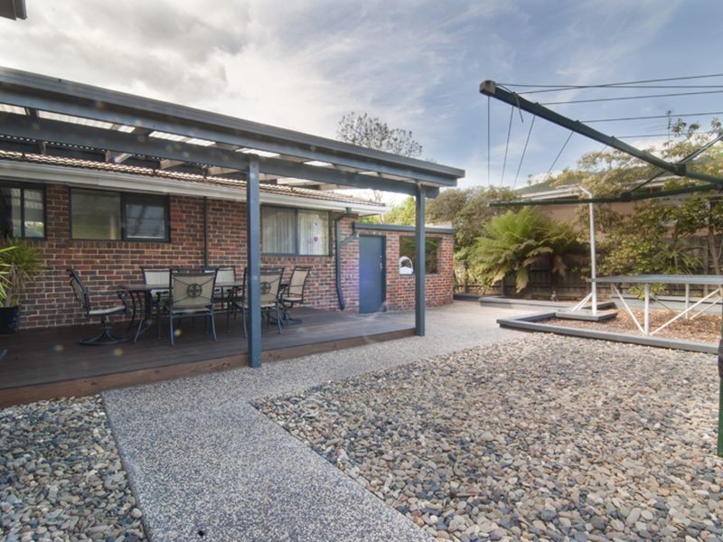 4 TAMALA AVENUE, Notting Hill VIC 3168