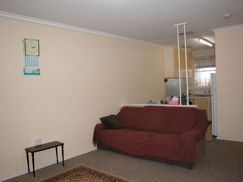 2/47 Hillside Avenue, Dandenong North VIC 3175