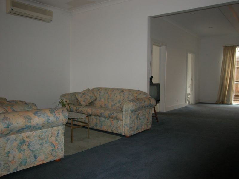 1/69 Ormond Road, Clayton VIC 3168