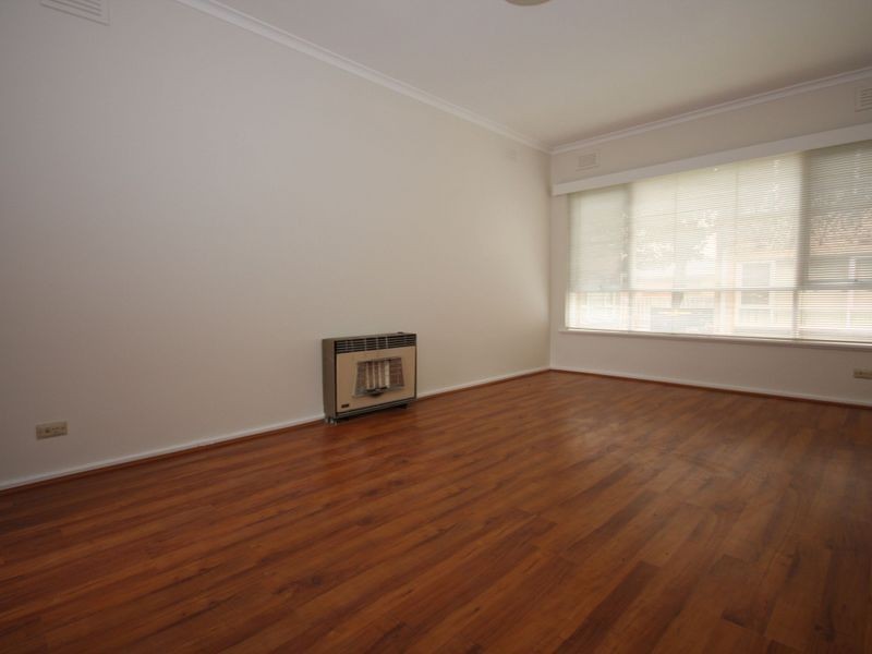 2/4 Manatunga Street, Clayton VIC 3168