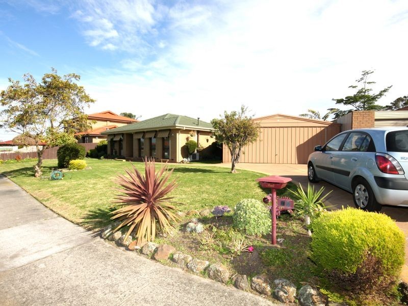 12 BARWON COURT, Clayton South VIC 3169