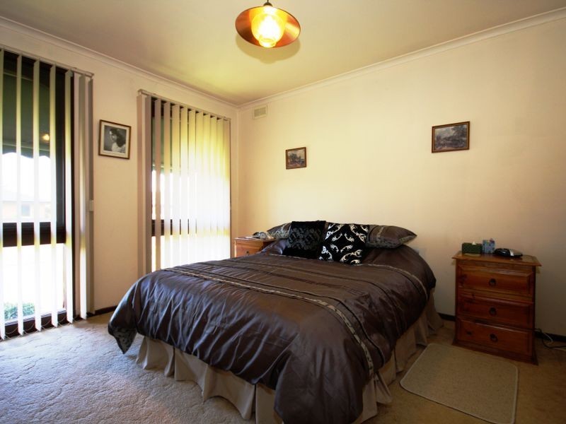 12 BARWON COURT, Clayton South VIC 3169