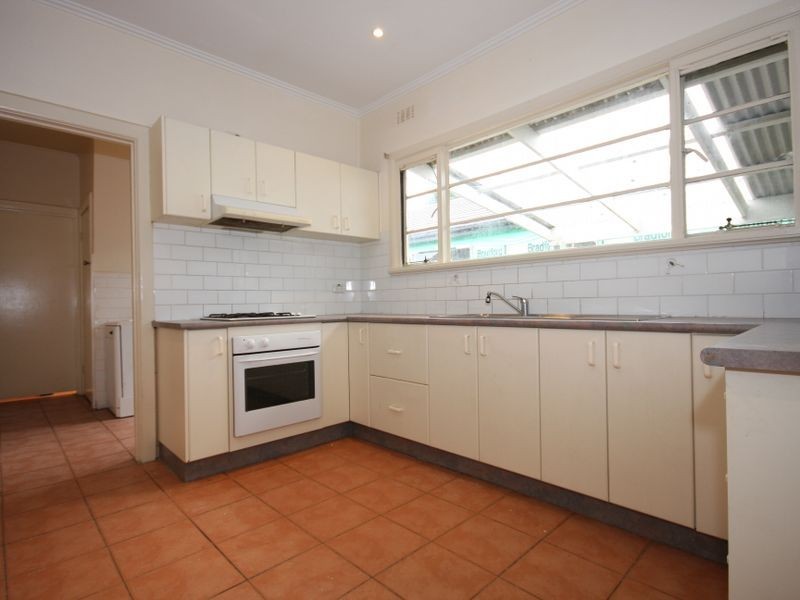 1/83 Kanooka Grove, Clayton VIC 3168