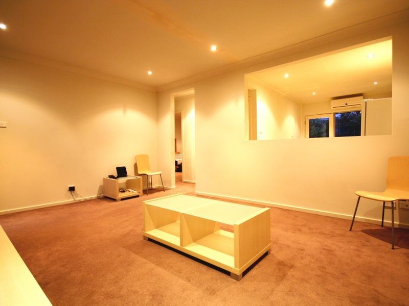 4/18 Wordsworth Avenue, Clayton South VIC 3169