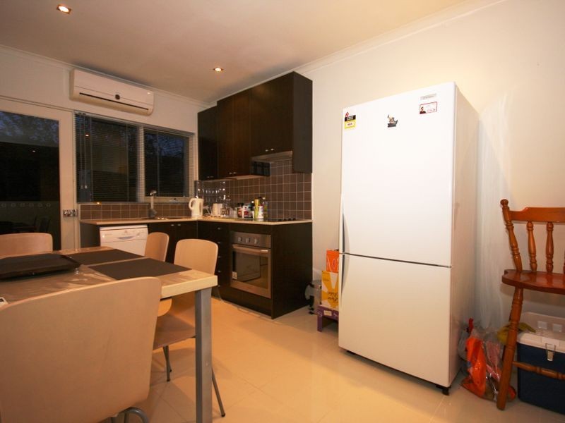 4/18 Wordsworth Avenue, Clayton South VIC 3169