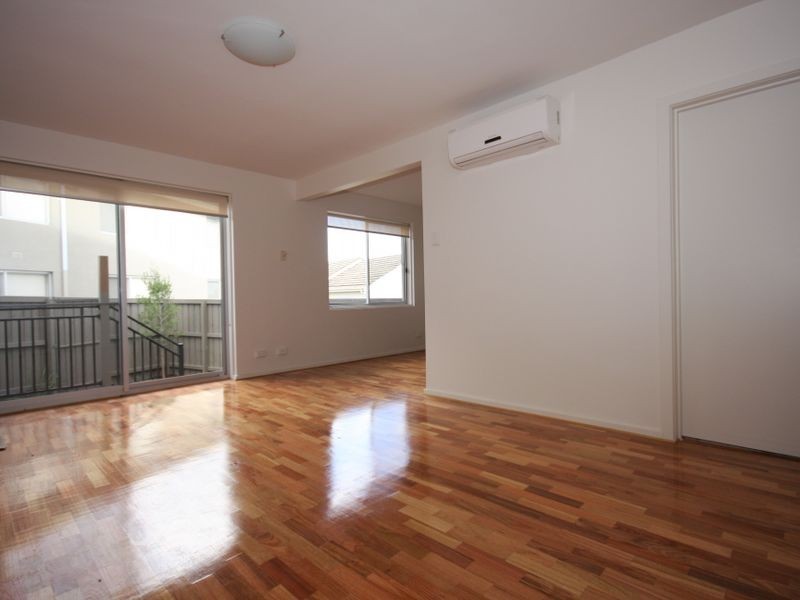 5/1798 Dandenong Road, Clayton VIC 3168