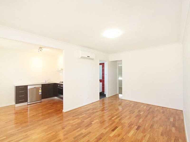 8/1798 Dandenong Road, Clayton VIC 3168