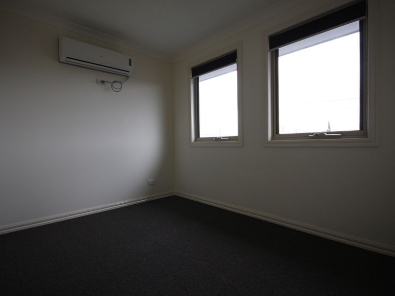 2/1943 DANDENONG ROAD, Clayton VIC 3168