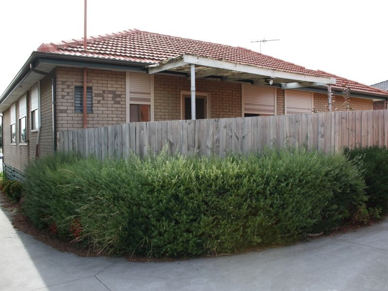 1/26 Banksia Street, Clayton VIC 3168