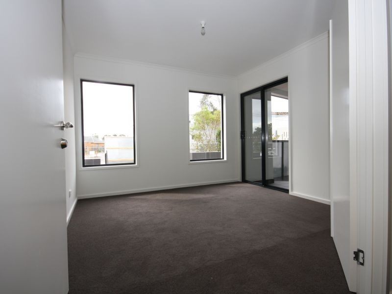 3/24-26 BURTON AVENUE, Clayton VIC 3168