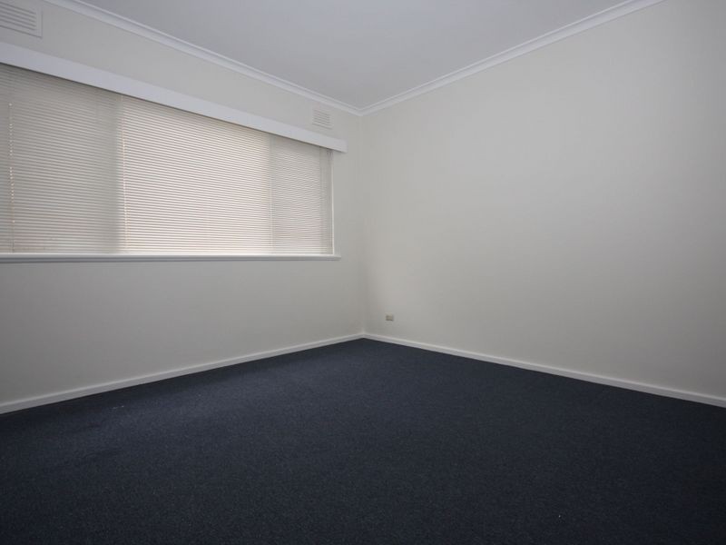 2/4 MANATUNGA STREET, Clayton VIC 3168