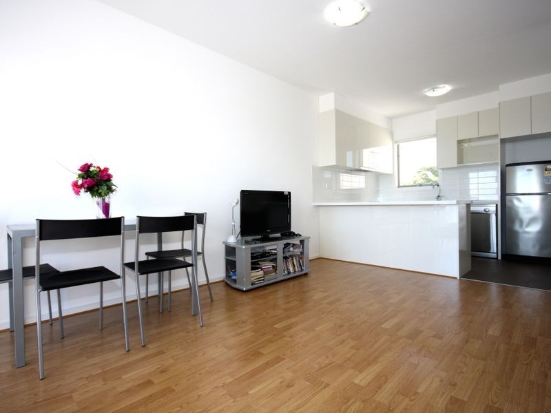 4/43 MORTON STREET, Clayton VIC 3168