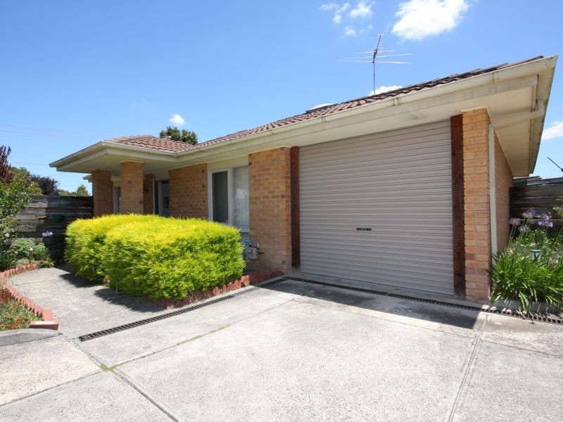 2/9-11 WHITE STREET, Oakleigh East VIC 3166
