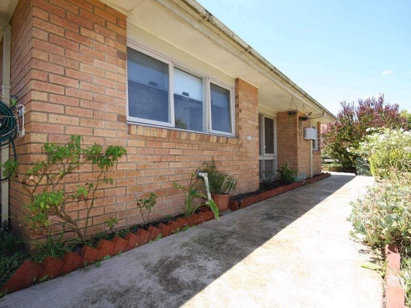 2/9-11 WHITE STREET, Oakleigh East VIC 3166