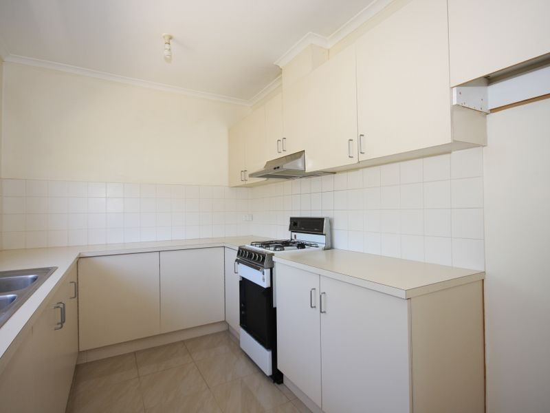 2/9-11 WHITE STREET, Oakleigh East VIC 3166