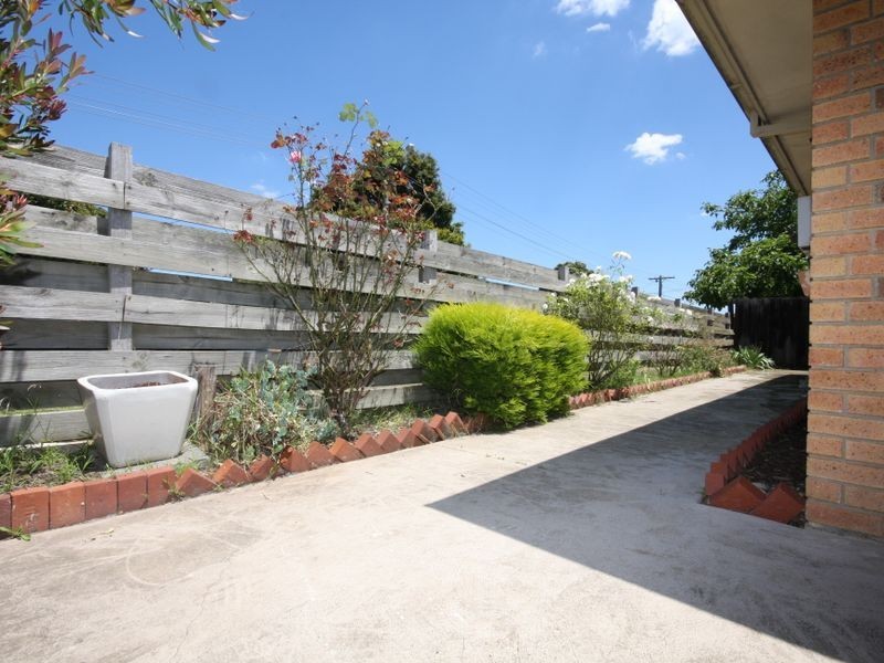 2/9-11 WHITE STREET, Oakleigh East VIC 3166