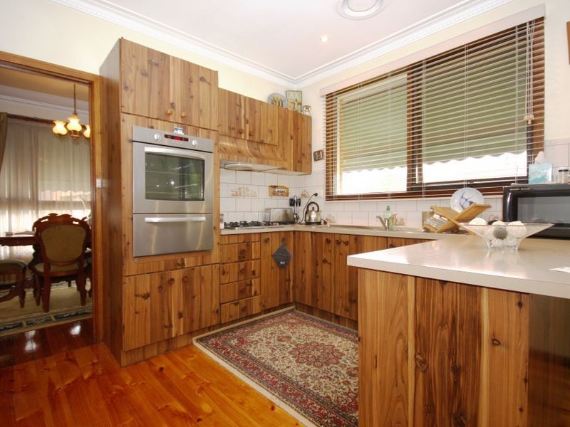 6 OSTEND COURT, Clayton South VIC 3169