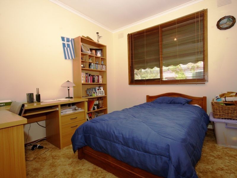 6 OSTEND COURT, Clayton South VIC 3169