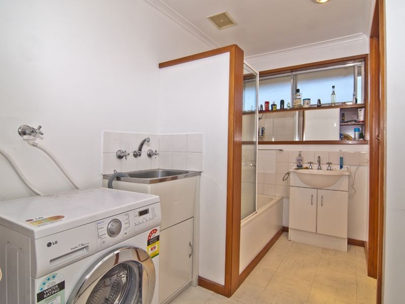 2/3 Browning Avenue, Clayton South VIC 3169