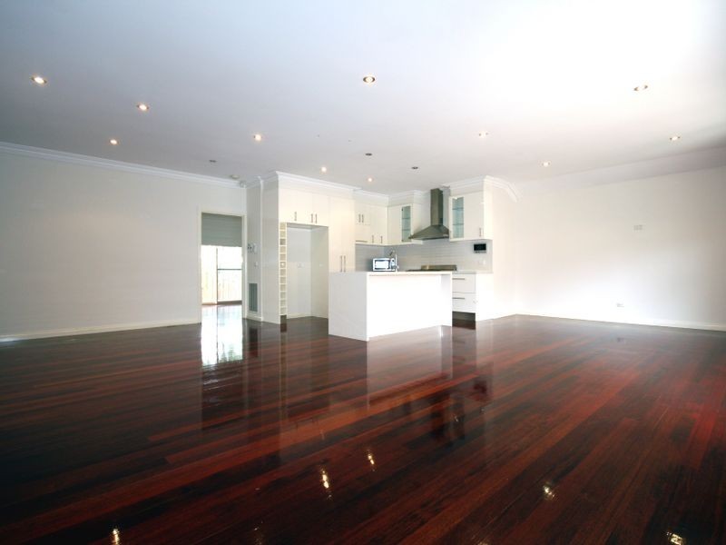 2/34 MARGARET STREET, Clayton VIC 3168