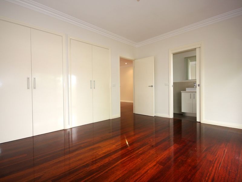 2/34 MARGARET STREET, Clayton VIC 3168