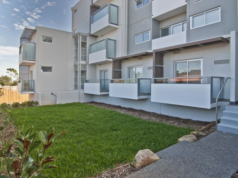 122/1726-1728 Dandenong Road, Clayton VIC 3168