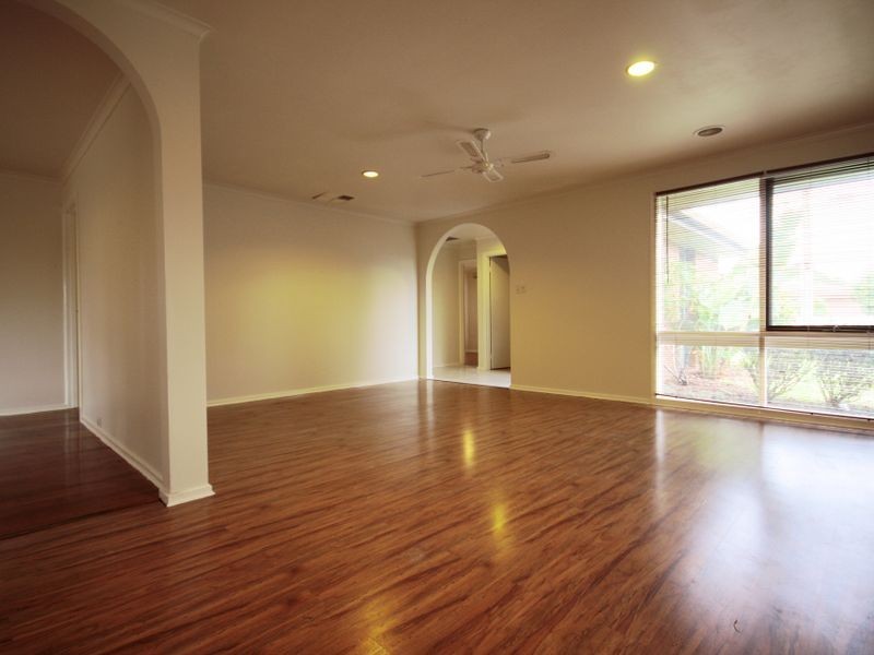 3 DAVANZO AVENUE, Clarinda VIC 3169