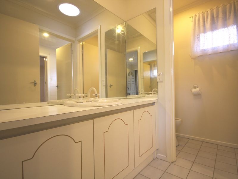 3 DAVANZO AVENUE, Clarinda VIC 3169