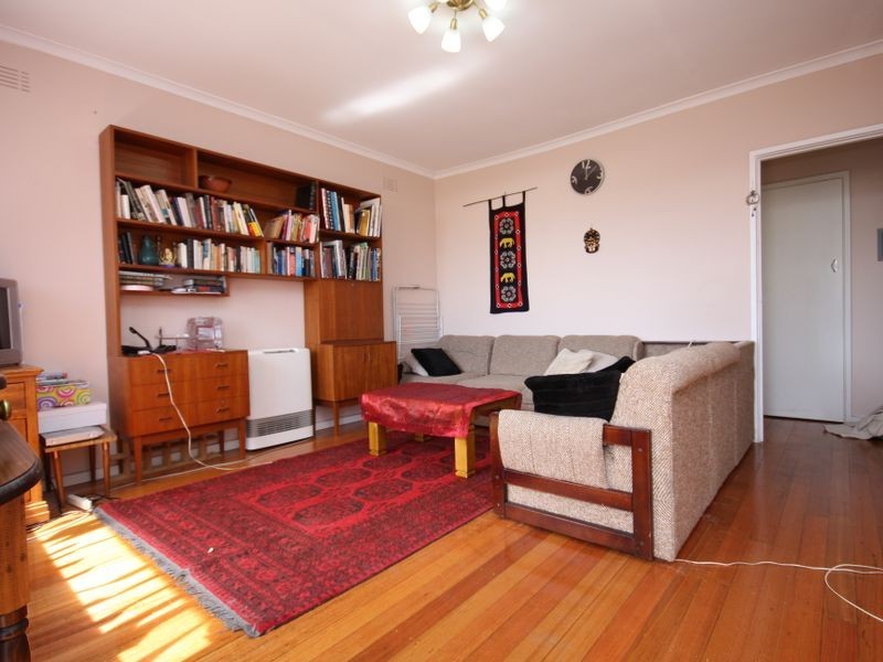 1/99 Scotsburn Avenue, Oakleigh South VIC 3167
