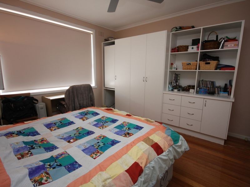 1/99 Scotsburn Avenue, Oakleigh South VIC 3167