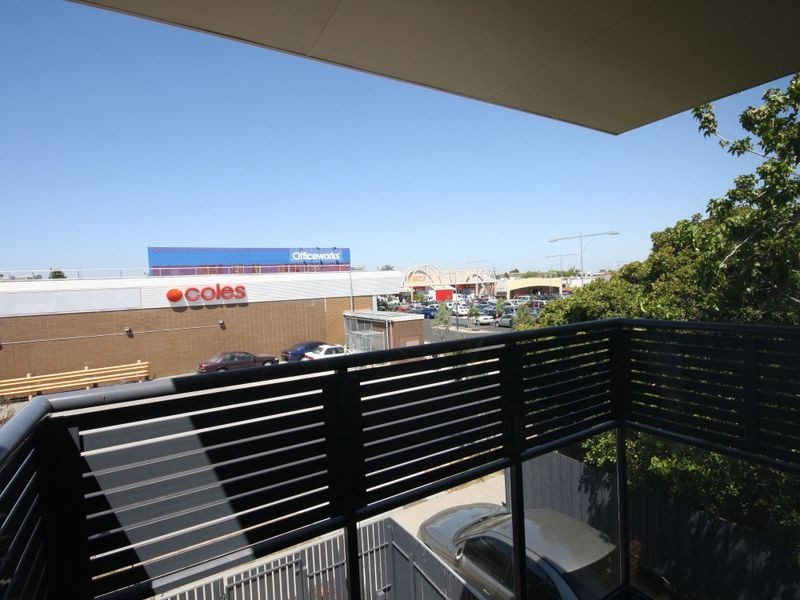 15/28 Burton Avenue, Clayton VIC 3168