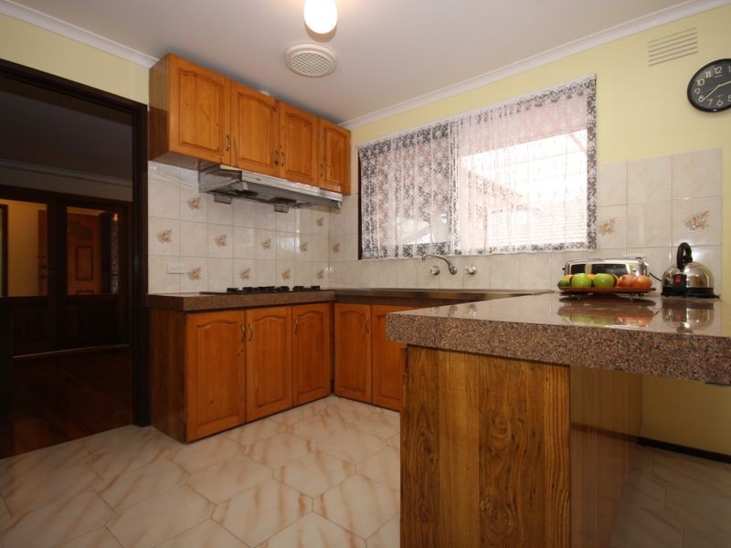 30 Davanzo Avenue, Clarinda VIC 3169