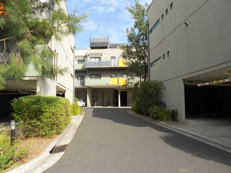 33/1 Eucalyptus Mews, Notting Hill VIC 3168
