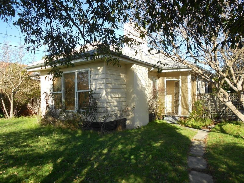 2 Belmont Avenue, Clayton VIC 3168