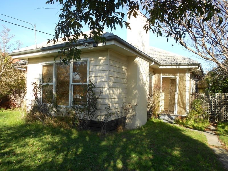 2 Belmont Avenue, Clayton VIC 3168