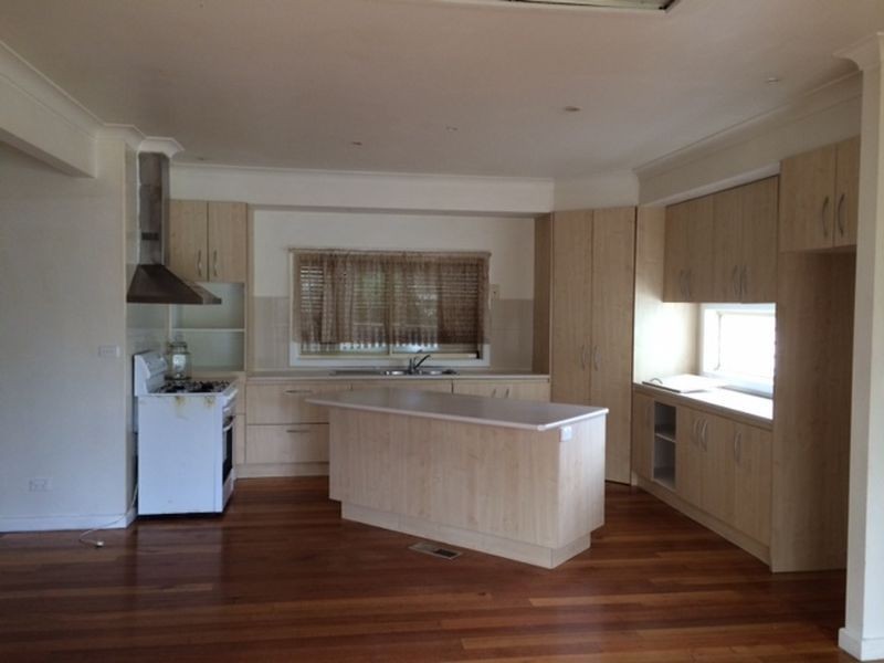 4 Belmont Avenue, Clayton VIC 3168