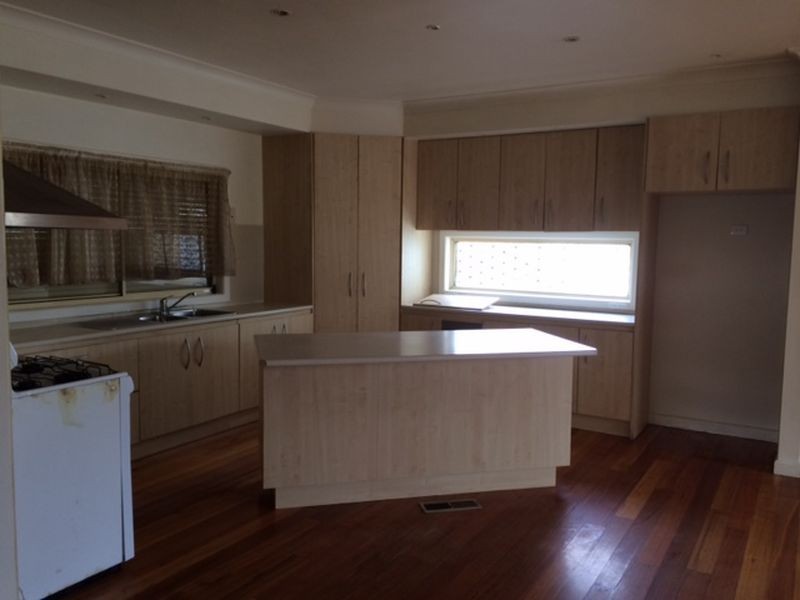 4 Belmont Avenue, Clayton VIC 3168