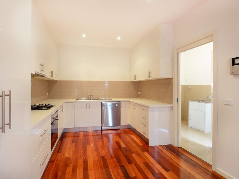 3/30 Manoon Road, Clayton South VIC 3169