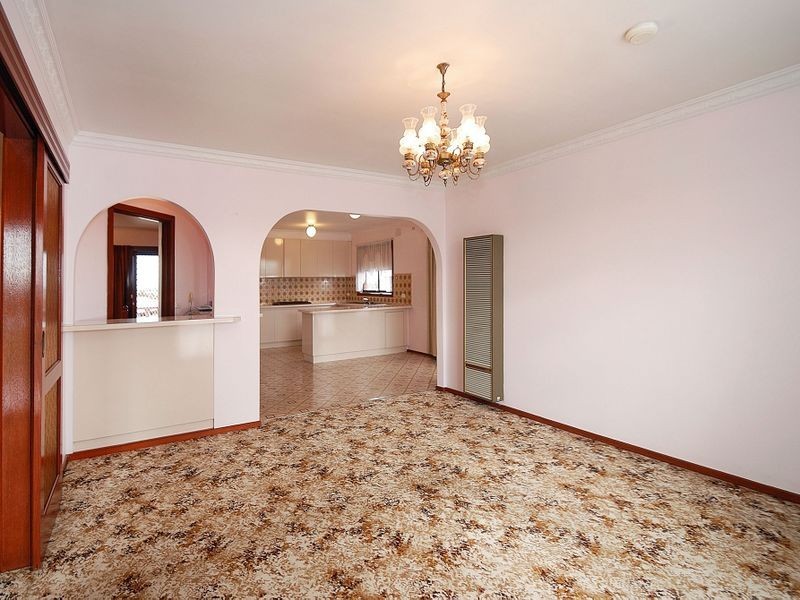 13 Koolena Close, Clayton South VIC 3169