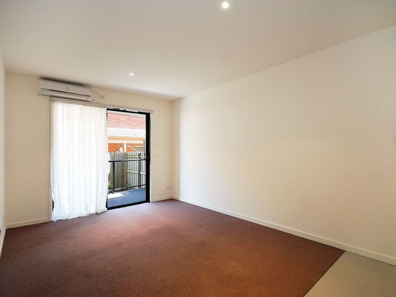 11/1324-1328 Centre Road, Clayton South VIC 3169