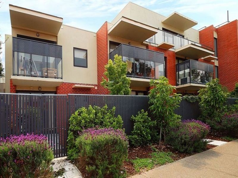 8/28 Burton Avenue, Clayton VIC 3168