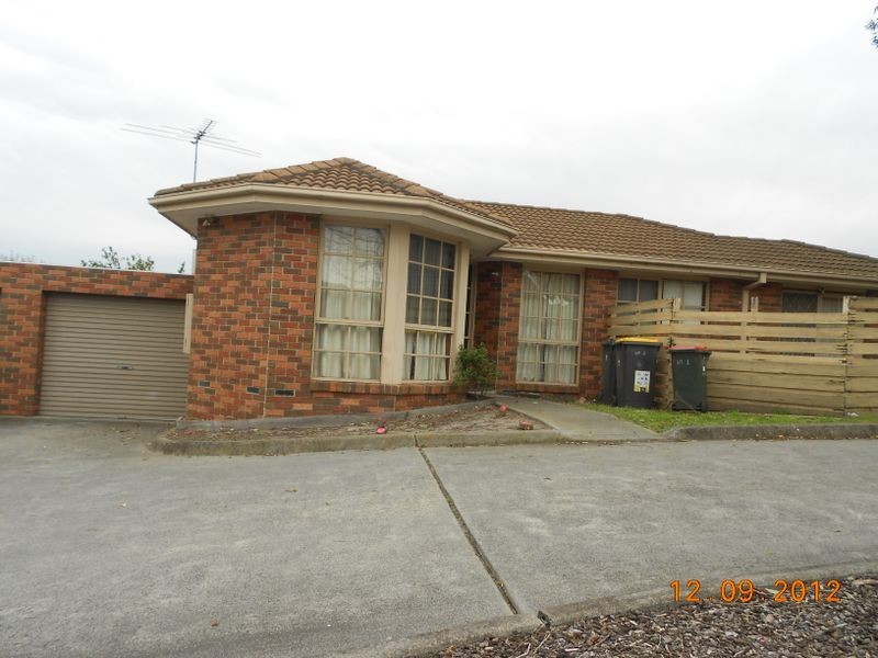 1/4 Hourigan Avenue, Clayton VIC 3168