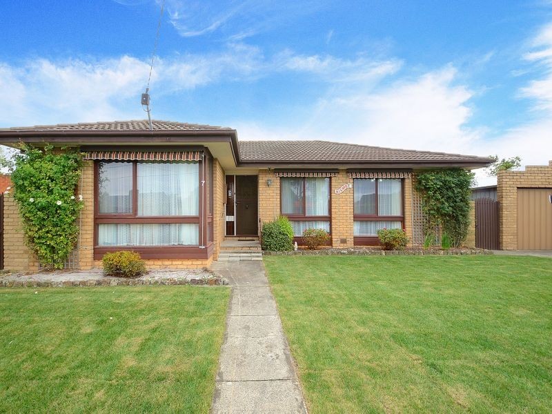 7 Enngonia Crescent, Clayton South VIC 3169