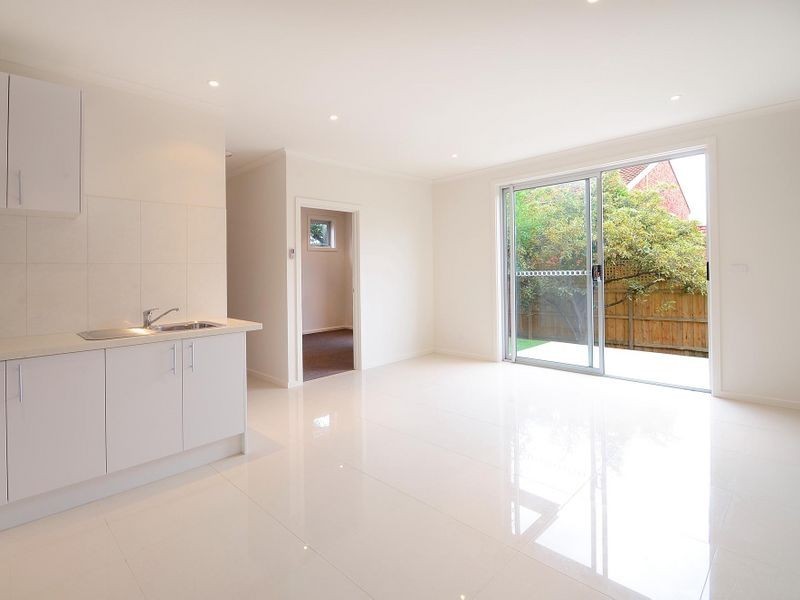 5/61-63 Kanooka Grove, Clayton VIC 3168