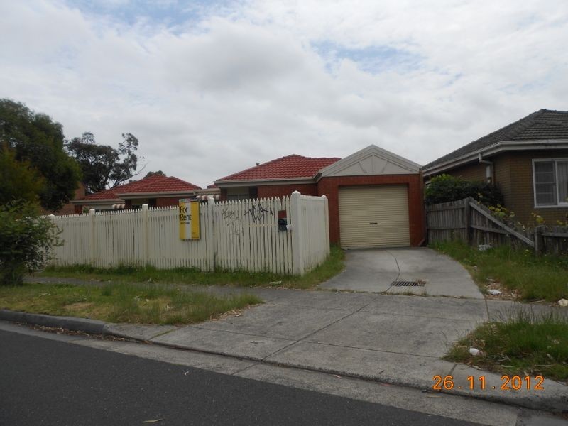 2/51 Carinish Road, Clayton VIC 3168