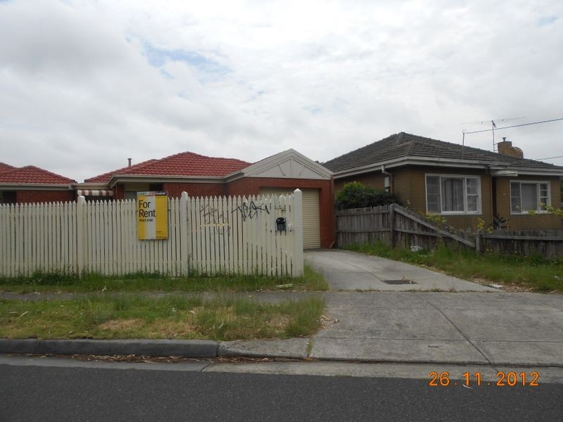 2/51 Carinish Road, Clayton VIC 3168