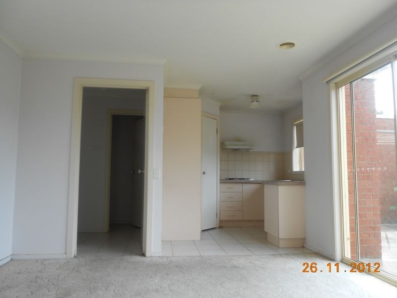 2/51 Carinish Road, Clayton VIC 3168