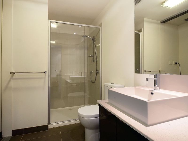 A121/59 Autumn Terrace, Clayton South VIC 3169